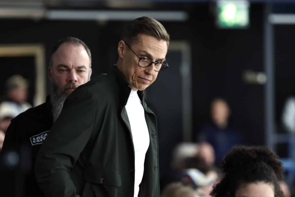 Alexander Stubb saapui Susijengin tueksi