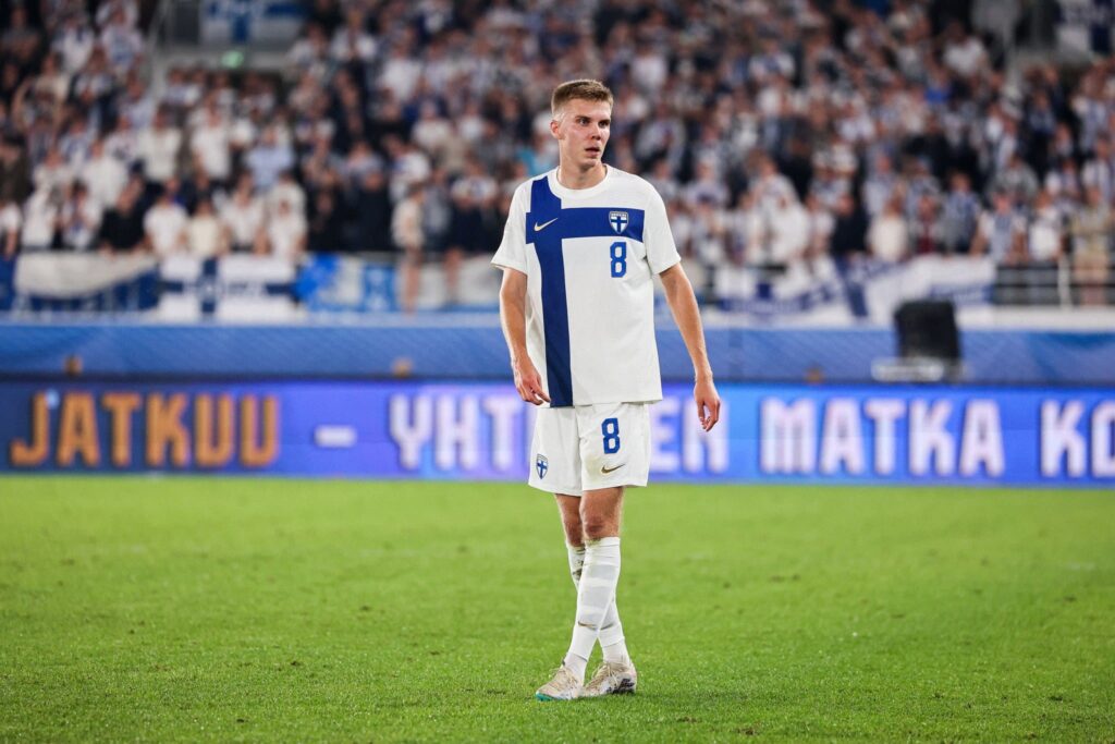 Huuhkajien tähtipelaaja todisti todella karua tappiota