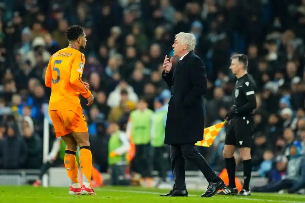 Potkut saavalle valmentajalle tyrkytetään mieletöntä sopimusta: 50 miljoonaa vuodessa