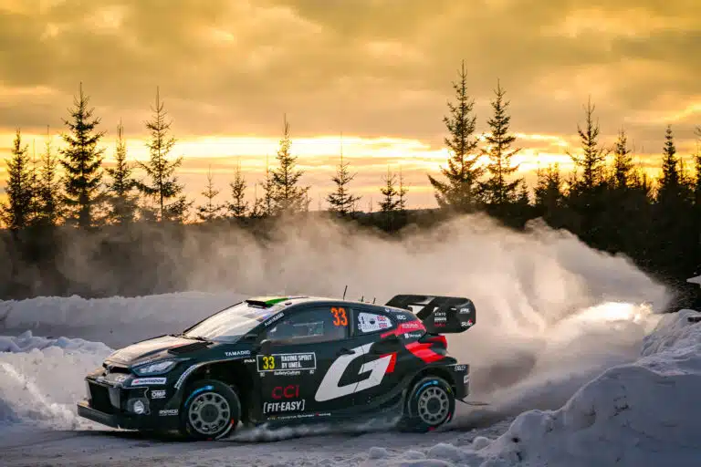 Kalle Rovanperän takaa-ajo sakkaa – Fourmaux tyri (ek13)
