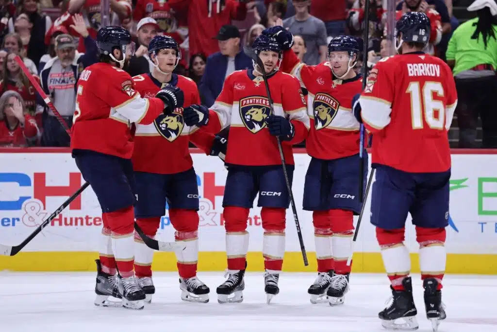 Florida Panthers otti vakuuttavan voiton – Barkov vietti tehoiltaa