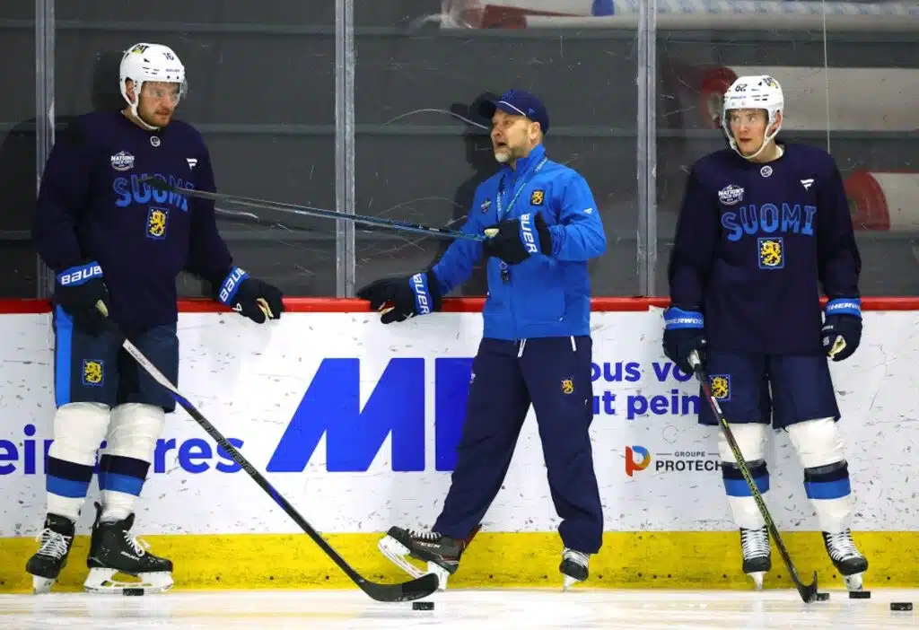 Näillä ketjuilla Leijonat harjoitteli