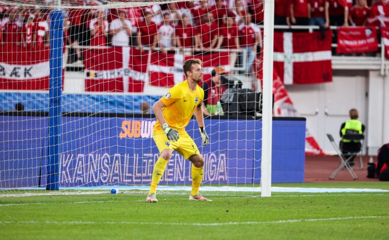 Lukas Hradeckysta liikkuu isoja huhuja – näin hän vastasi kuumaan kysymykseen