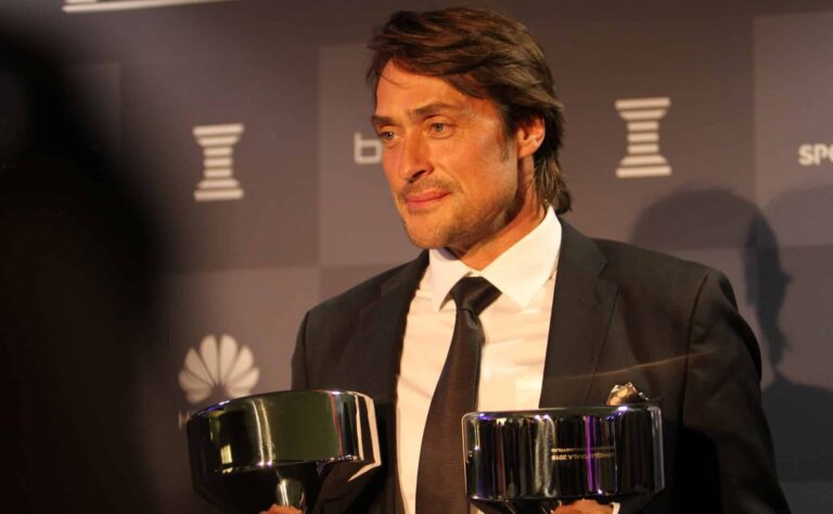Teemu Selänne valittiin NHL:n tähdistöjoukkueeseen