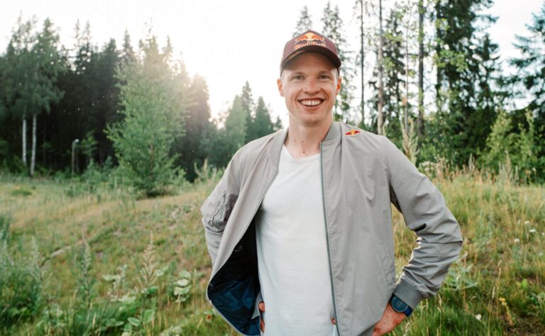 Iivo Niskanen joutui onnettomuuteen