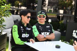 Entinen tallikaveri suitsuttaa Valtteri Bottasta – ”Rakastin tehdä työtä hänen kanssaan” Entinen tallikaveri suitsuttaa Valtteri Bottasta – ”Rakastin tehdä työtä hänen kanssaan”