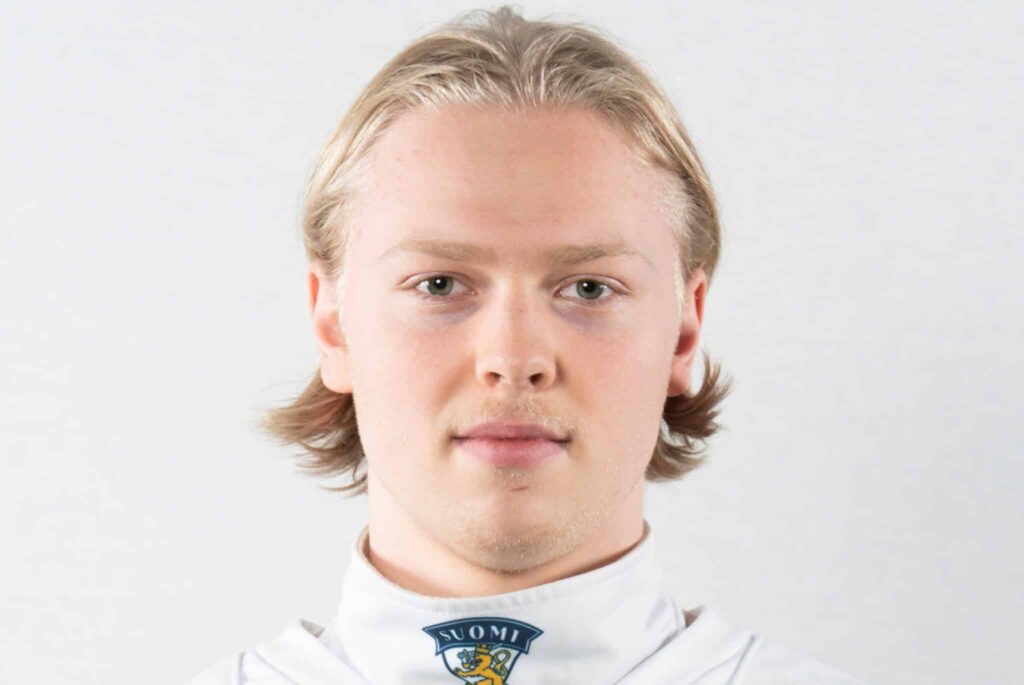 Suomalaislupaukselta loistava NHL-näyttö – ”Okay, Konsta!”