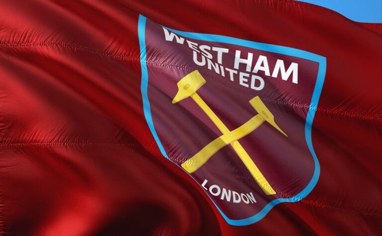 Valioliigassa flopannut hyökkääjä vaihtaa maisemaa