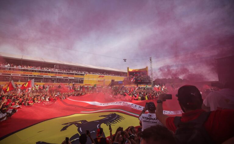 Entinen F1-kuljettaja kuoli Entinen F1-kuljettaja kuoli