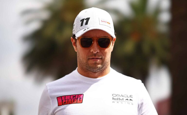 Sergio Pereziä varoitetaan Cadillacista