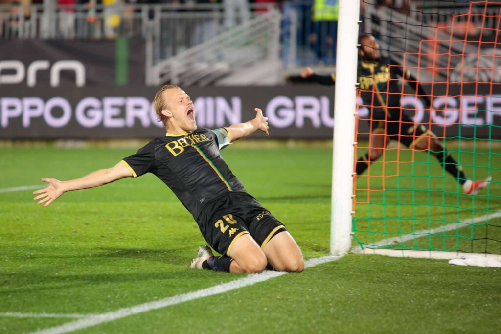 Joel Pohjanpalolle jo toinen maali uuden seuran paidassa Joel Pohjanpalolle jo toinen maali uuden seuran paidassa