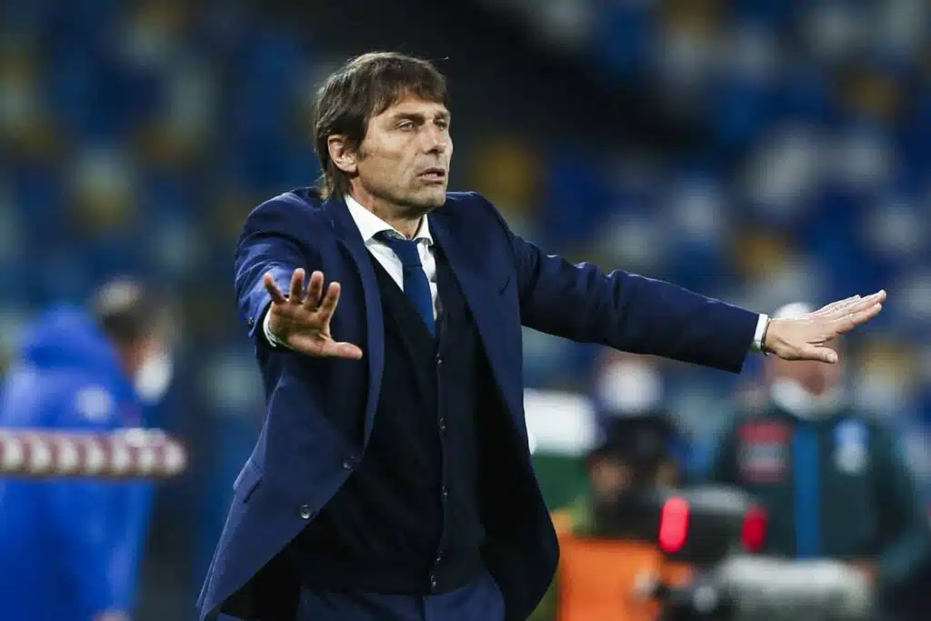 Sky Sport Italia: Antonio Conte lähtee Napolista