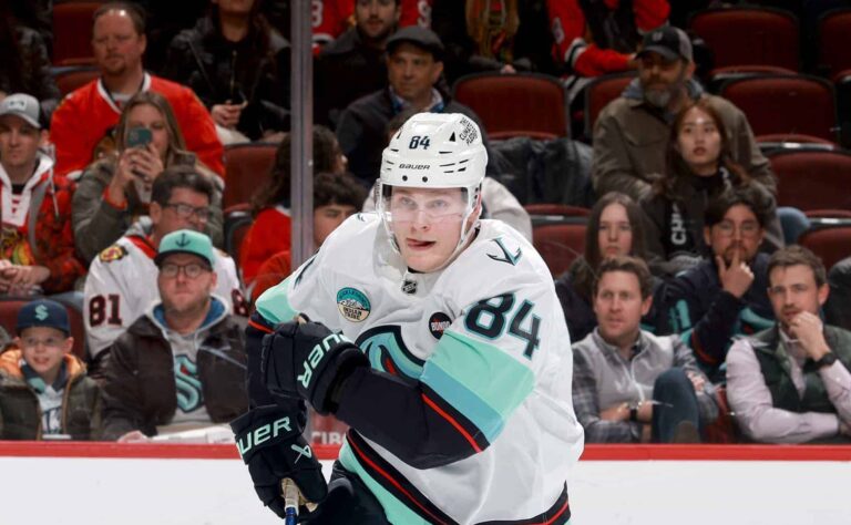 Kaapo Kakko salamoi ennätyksensä NHL:ssä