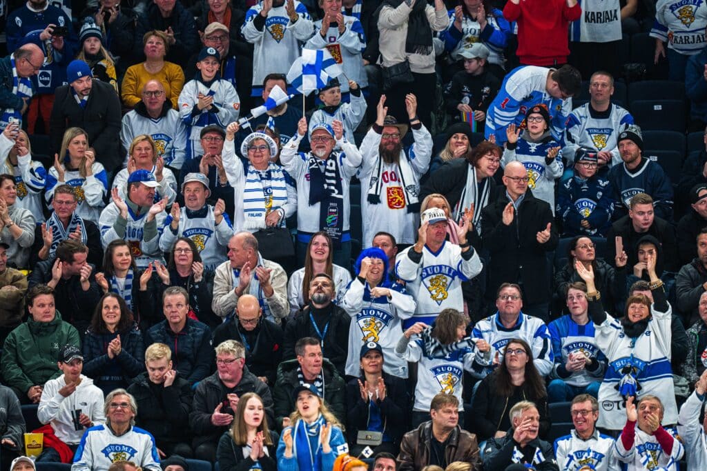 Leijonat-kannattajat, fanit
