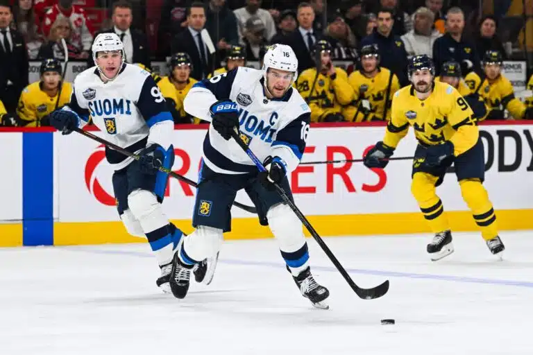 Näillä sanoilla Aleksander Barkov pisti superturnauksen pakettiin