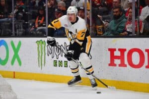 NHL:n supertähti sivuun – suomalaiselle mahdollisuus