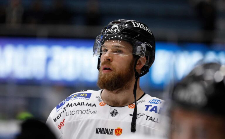 Suomalaispakki palaamassa NHL:n pudotuspeleihin – ”On ollut vähän ylä- ja alamäkeä” Suomalaispakki palaamassa NHL:n pudotuspeleihin – ”On ollut vähän ylä- ja alamäkeä”