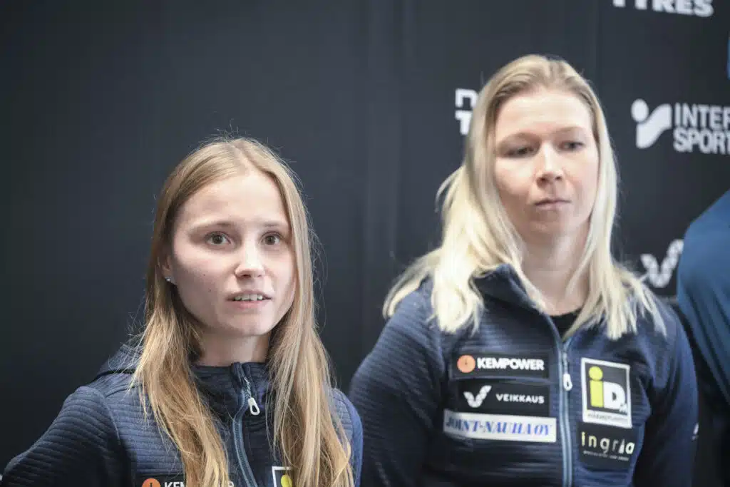 Naisten olympiamäkihypyn turvallisuus puhuttaa