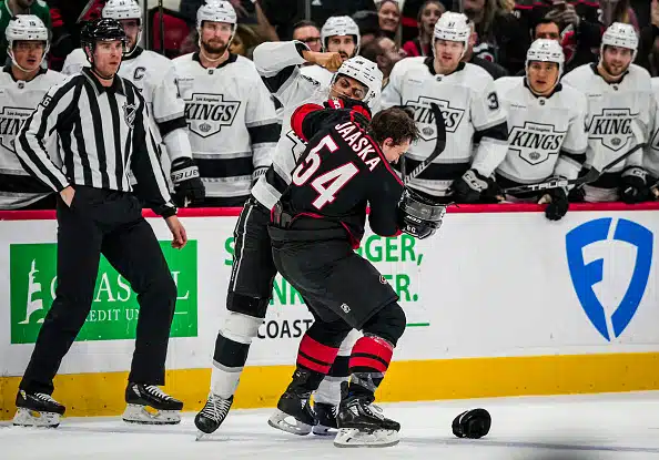 Juha Jääskä tappeli NHL:ssä – näin hän kuittasi hämmentävän tilanteen IS:lle