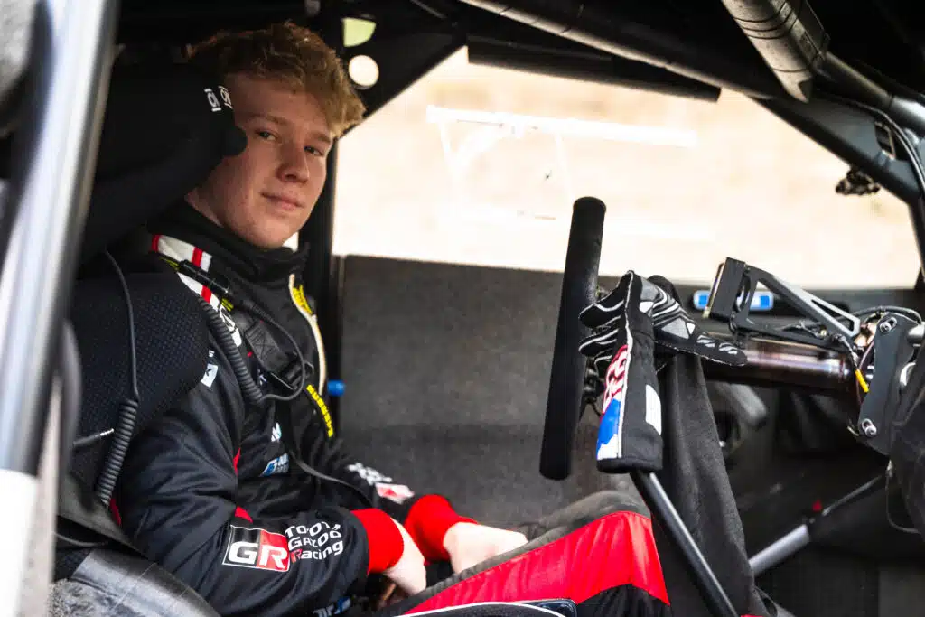 Hymyä Kalle, nyt kulkee – Rovanperältä toinen upea veto putkeen (ek10)