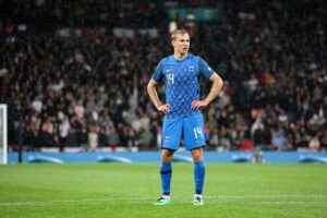Huuhkajat-taiturille pitkä sopimus huippuseurasta – suurta roolia luvassa