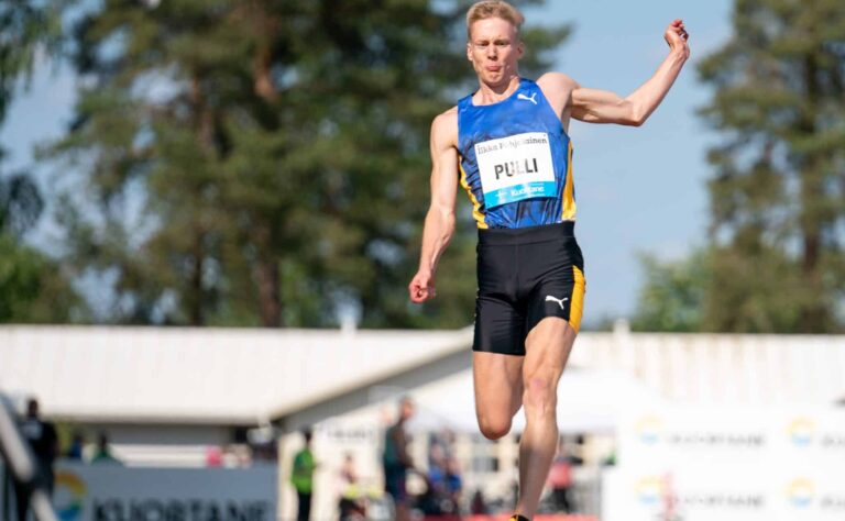 Kristian Pulli leiskautti historiaa