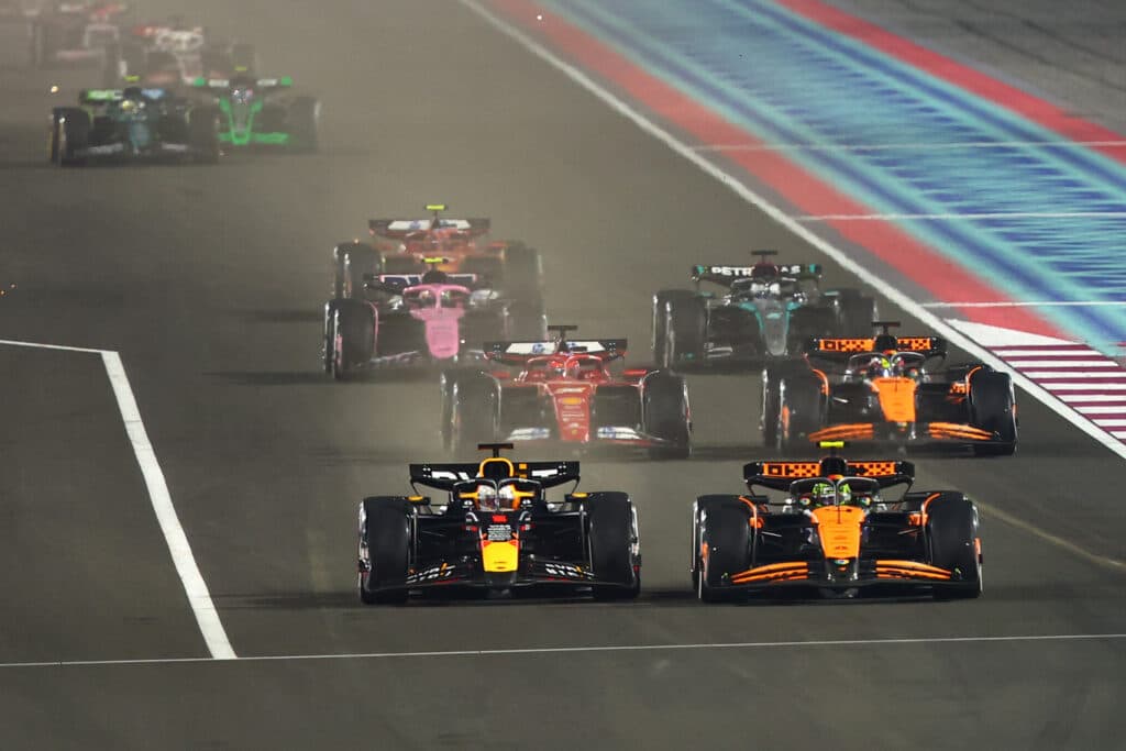 F1-kuskin mitta on täynnä: ”Kuin menisi buffetpöytään, mutta et voi syödä” F1-kuskin mitta on täynnä: ”Kuin menisi buffetpöytään, mutta et voi syödä”