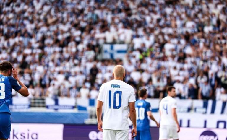 Miksi Teemu Pukin rooli Huuhkajissa kutistui? Jacob Friis vastaa Miksi Teemu Pukin rooli Huuhkajissa kutistui? Jacob Friis vastaa