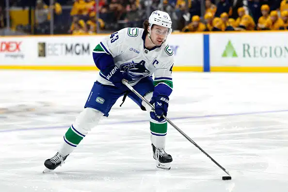 NHL:n supertähti sivuun 4 Nations-turnauksesta