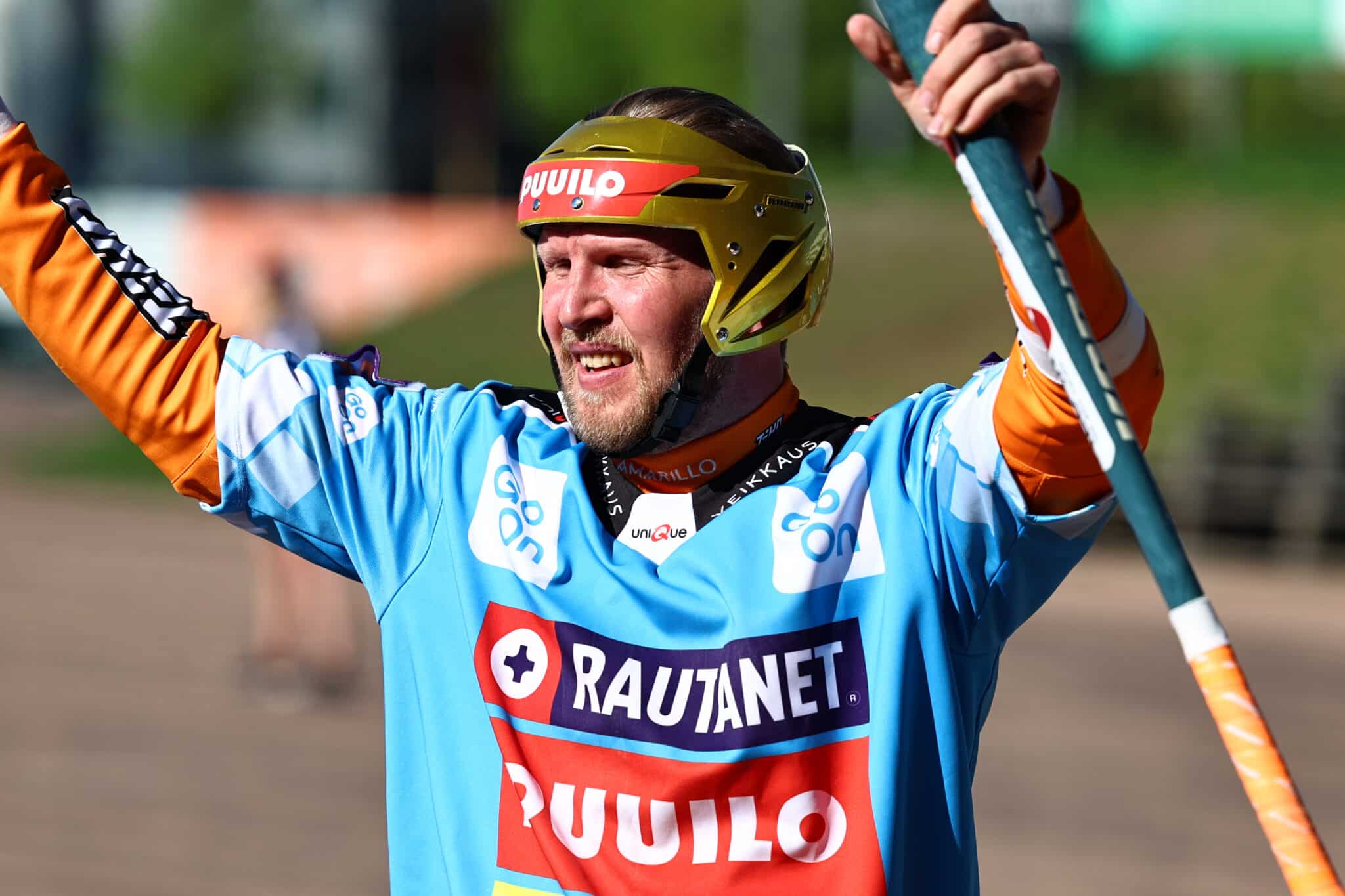Roope Korhoselta upeaa pesishistoriaa