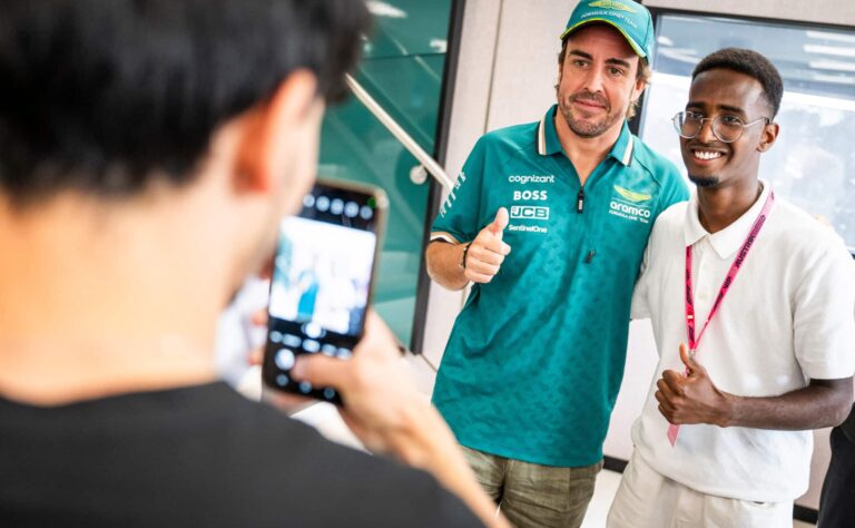 Fernando Alonso tuntee Max Verstappenin tuskan – ”Ihmiset eivät ymmärrä”