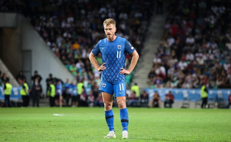 Markku Kanerva sai kiitosta Huuhkajien luottopelaajalta Markku Kanerva sai kiitosta Huuhkajien luottopelaajalta