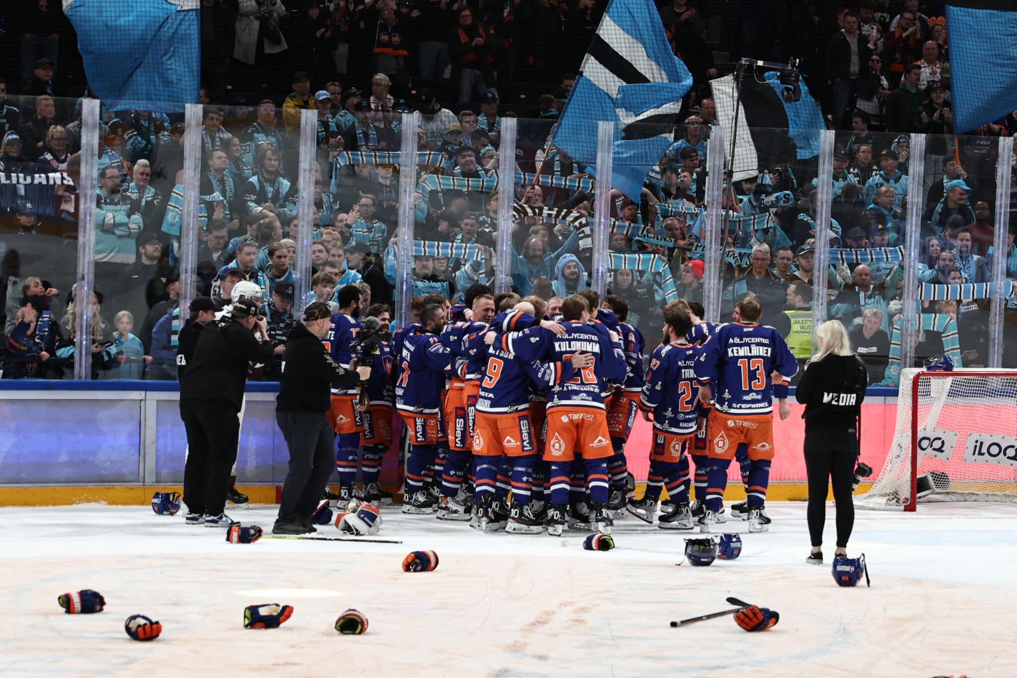 Tapparan fanit villiintyivät pelaajan ulostulosta