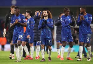 Valioliigan huippuottelu meni täydeksi rähinäksi Valioliigan huippuottelu meni täydeksi rähinäksi