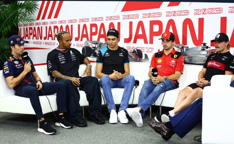 F1-kuskin potkut hämmästyttävät varikolla