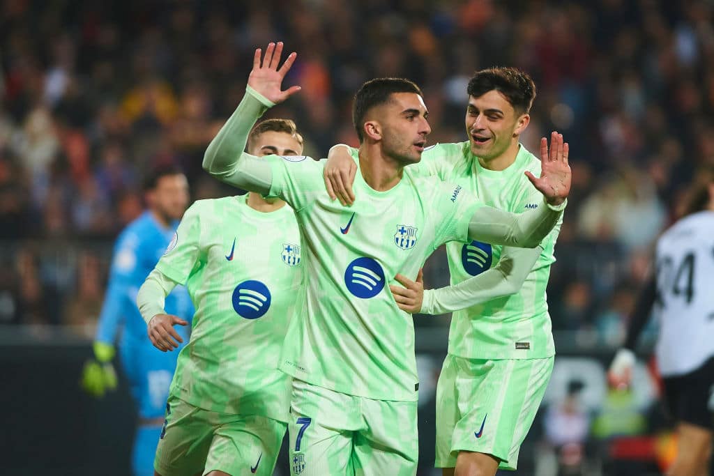 Barcelona jyräsi jatkoon cupissa – Valencia kaatui murskalukemin