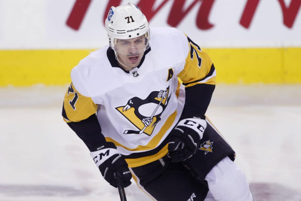 Näin NHL:n venäläissupertähti kommentoi huhuja paluusta Venäjälle Näin NHL:n venäläissupertähti kommentoi huhuja paluusta Venäjälle
