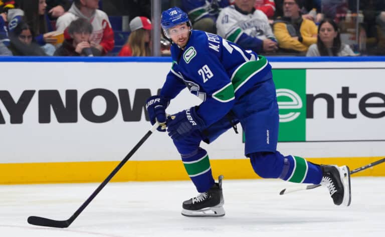 Ruotsalaispelaajalle jättisopimus NHL:ssä