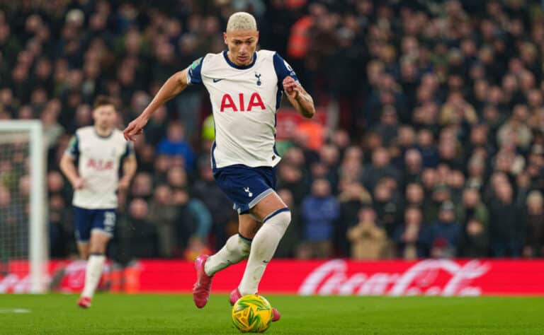 Tottenhamin synkkyyteen lisää tummia pilviä - taas yksi avainpelaaja sairastuvalle Tottenhamin synkkyyteen lisää tummia pilviä – taas yksi avainpelaaja sairastuvalle