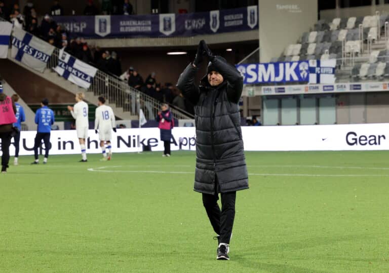 Nyt se alkaa – Pikkuhuuhkajat innoissaan EM-viheriölle: ”Joukkueessa on ihan mieletön fiilis”
