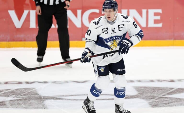 Leijonapelaajan ylivoimamaali jäi laihaksi lohduksi Ruotsissa, entinen SM-liigatähti osui tyhjiin