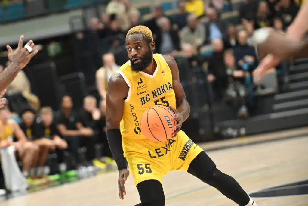 Jättiyllätys – koriksen Suomen mestari ei yltänyt pudotuspeleihin