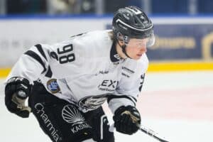 HIFK:ssakin pelannut kulttipelaaja teki erikoisen ratkaisun – nyt hän kertoo kohusiirron taustat MTV:lle