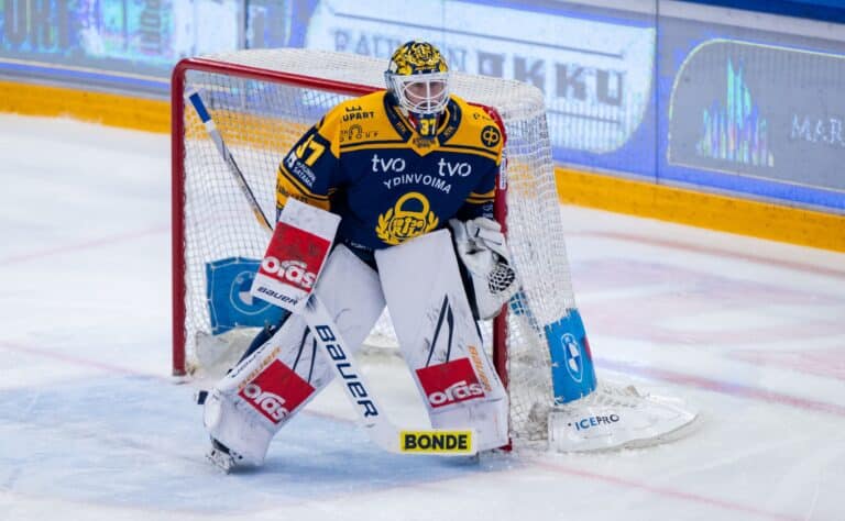 Lukko-tähti kesti kovan huutomyrskyn – jakoi raippaa omilleen