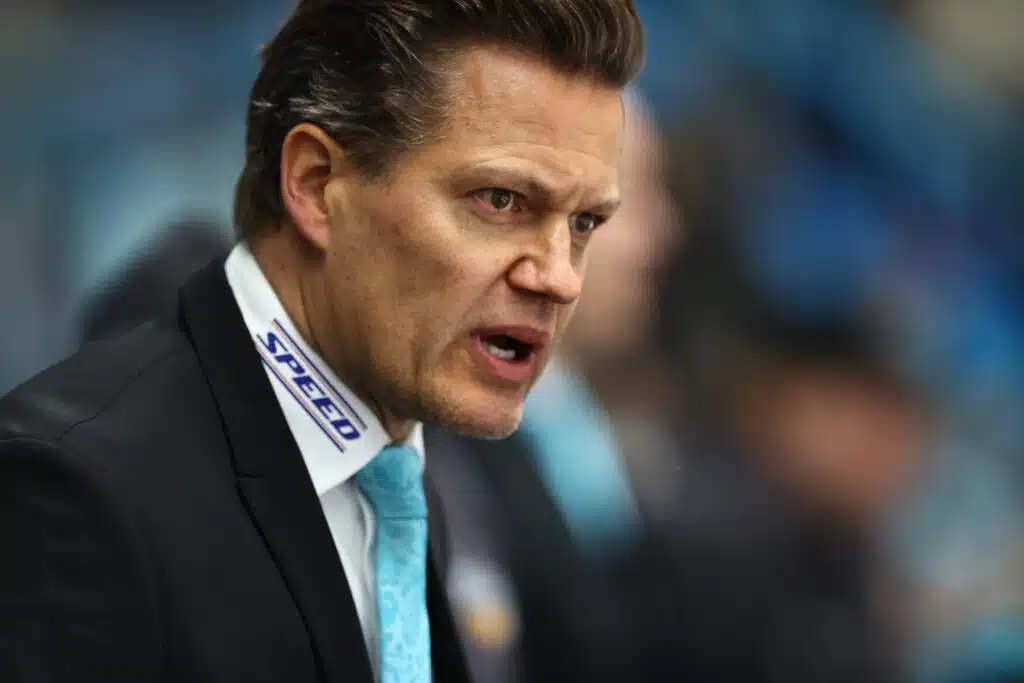 Sami Kapanen pääsi huokaisemaan helpotuksesta – Raimo Helmisen suuri tuska jatkuu