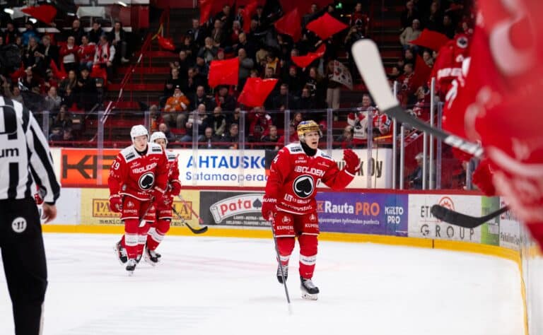 Nyt oli tylyä - Ässät lähetti HPK:n kesälomalle Nyt oli tylyä – Ässät lähetti HPK:n kesälomalle