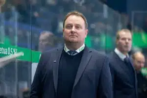 Pettyneeltä Tomi Lämsältä tuima reaktio kuumaan kysymykseen