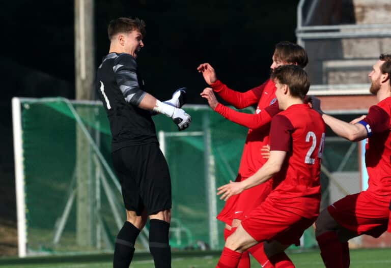Veikkausliiga-seura putosi nöyryyttävällä tavalla – päävalmentajalta suoria puheita