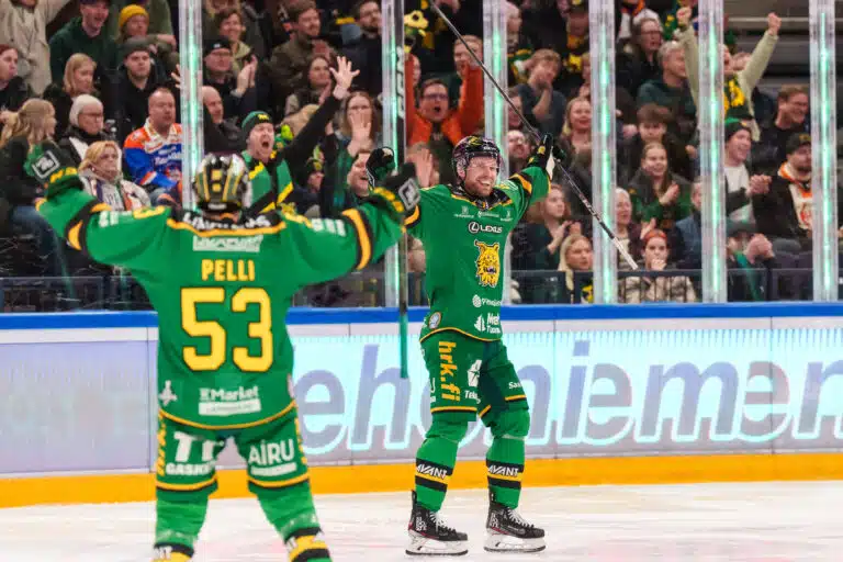 Ilves tarjosi shokkihoitoa Tapparalle – toinenkin sarja näyttää olevan taputeltu