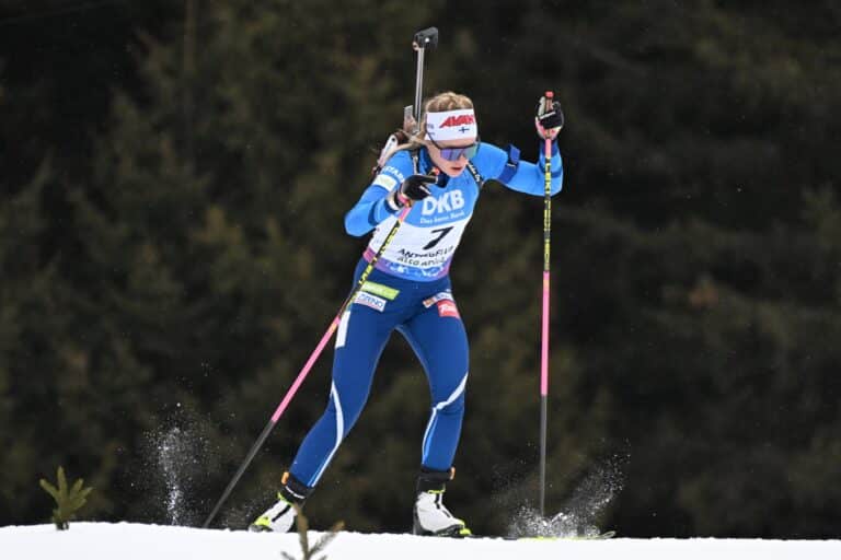 Suomen ampumahiihtopari onnistui upeasti maailmancupissa